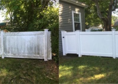 Vinyl Fence Washing by Aqua Clean and Seal Power Washing Service in Florida